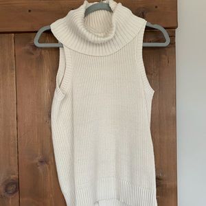 Banana Republic Size XS sleeveless sweater